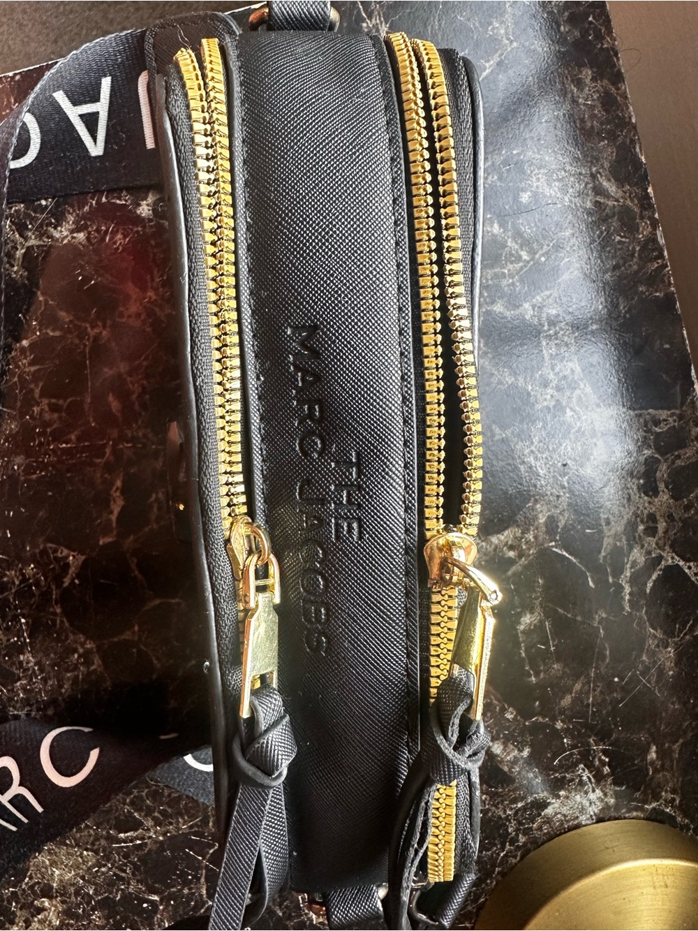 Marc Jacobs Black Saffiano Leather Camera Bag with Logo Strap - Picture 4 of 7